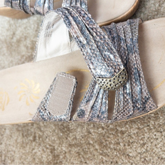 Obeo Snakeskin Slip On Heeled Comfort Sandals - Picture 7 of 13